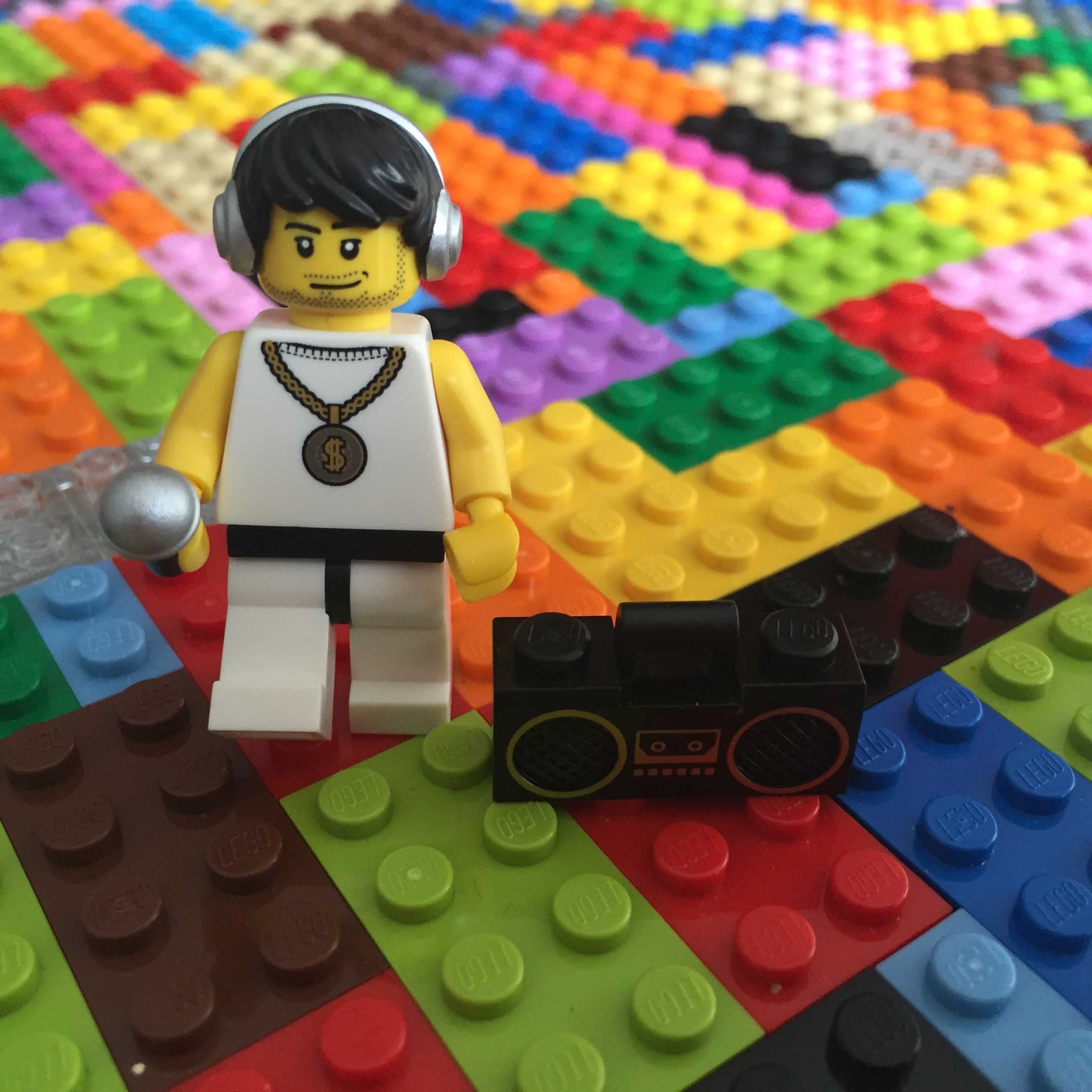 Tout un brique à brac de LEGO  Benjamin Tournay, Graphiste / Webdesigner  Freelance